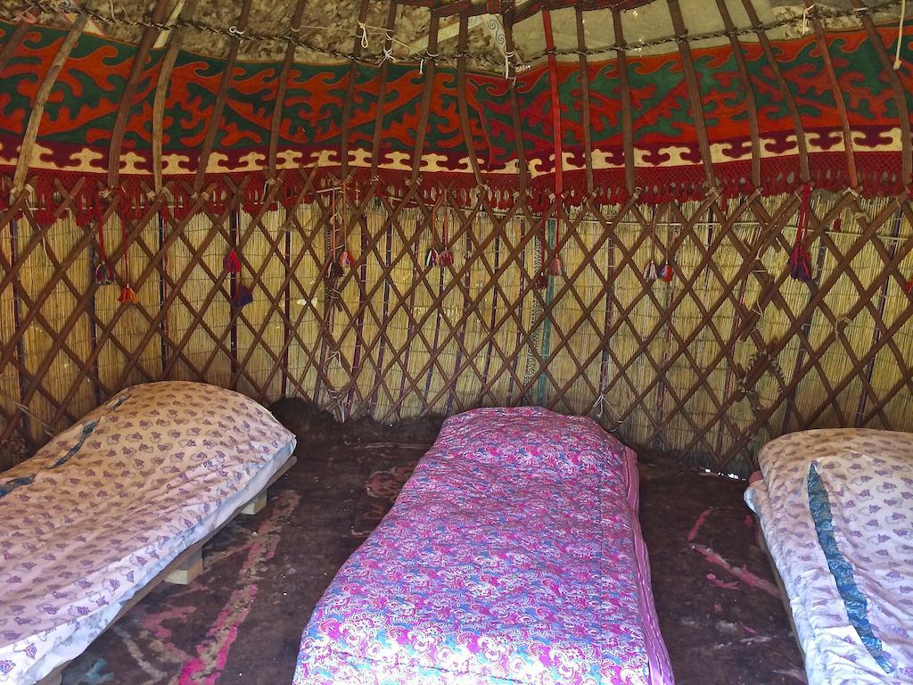 Arista Yurt Camp Hotel Karakol Room photo